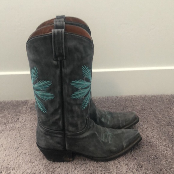 Eight Second Angel Boots - Picture 4 of 6